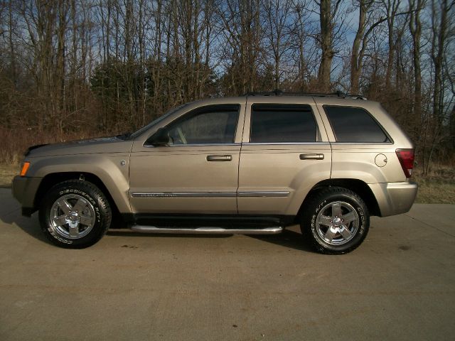 2005 Jeep Grand Cherokee Super