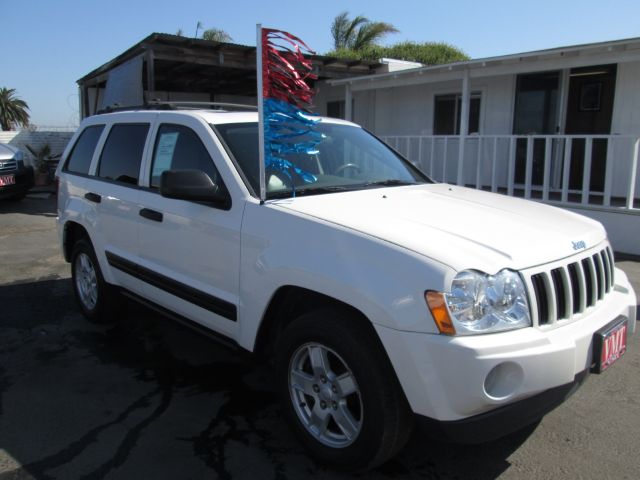 2005 Jeep Grand Cherokee Sedan 4dr
