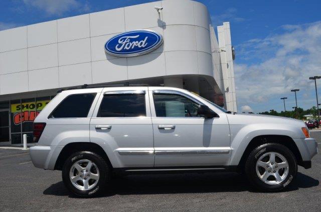 2005 Jeep Grand Cherokee SLT 25