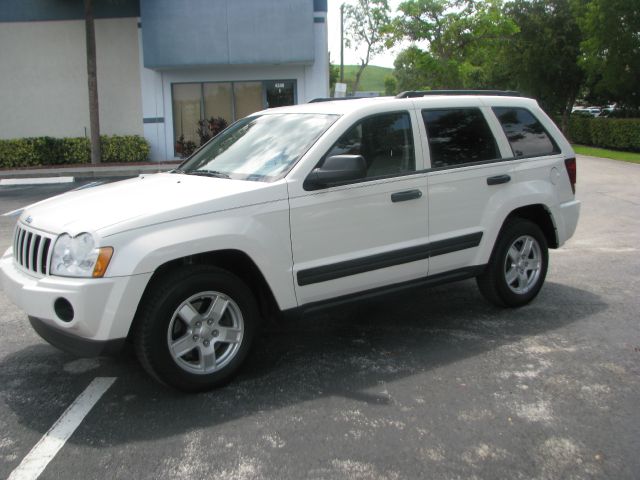 2005 Jeep Grand Cherokee 3.5 SL W/nav