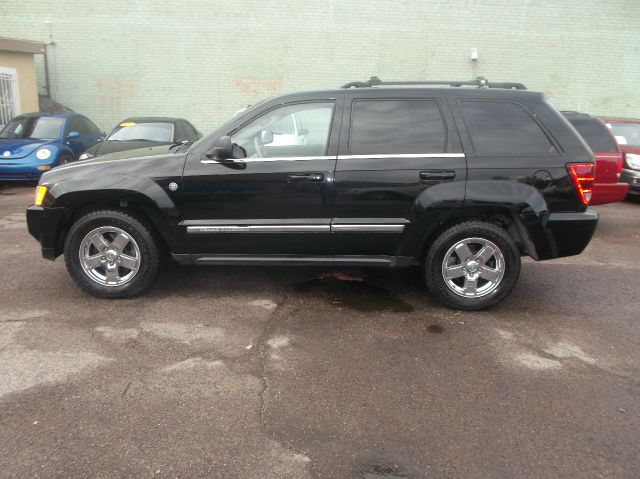 2006 Jeep Grand Cherokee Super