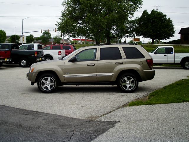 2006 Jeep Grand Cherokee Base W/nav.sys
