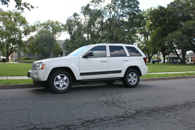 2006 Jeep Grand Cherokee Base W/nav.sys