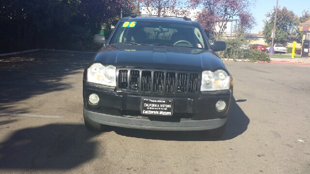 2006 Jeep Grand Cherokee Sedan 4dr