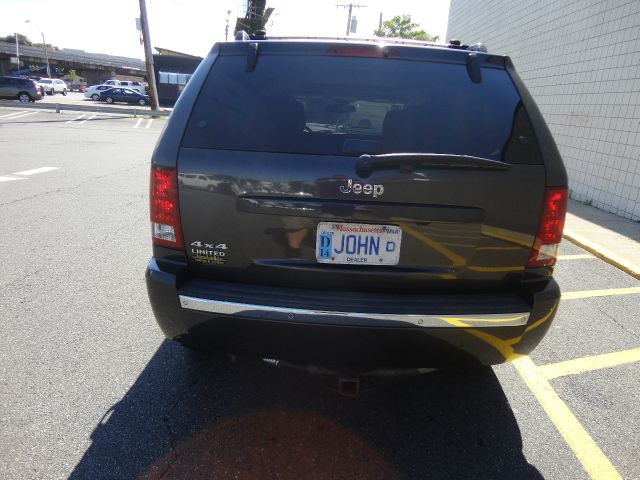 2006 Jeep Grand Cherokee Super