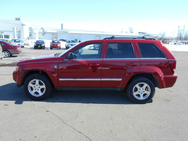 2006 Jeep Grand Cherokee Super
