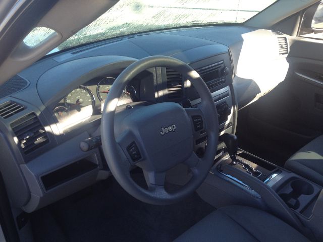 2006 Jeep Grand Cherokee Base W/nav.sys