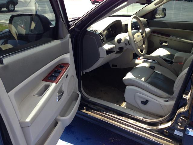 2006 Jeep Grand Cherokee SLT 25