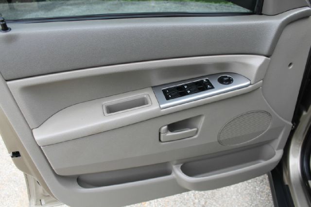 2006 Jeep Grand Cherokee Crew Cab Amarillo 4X4