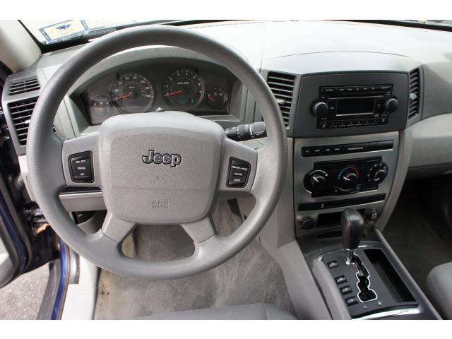2006 Jeep Grand Cherokee LS