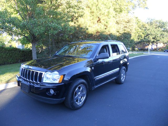2006 Jeep Grand Cherokee Super