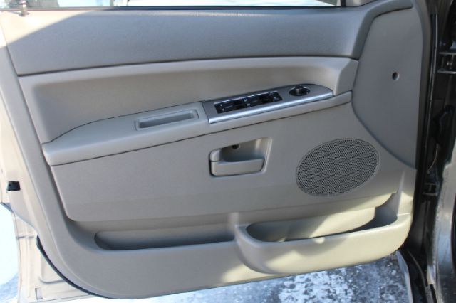 2006 Jeep Grand Cherokee Base W/nav.sys