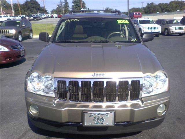 2006 Jeep Grand Cherokee Yaris Sedan