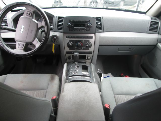 2006 Jeep Grand Cherokee Base W/nav.sys