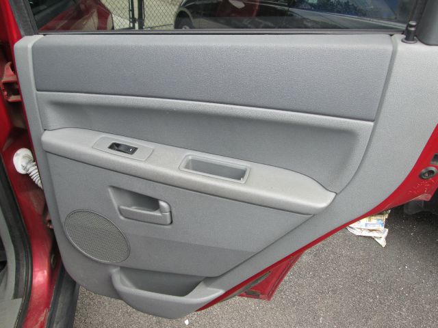 2006 Jeep Grand Cherokee Base W/nav.sys