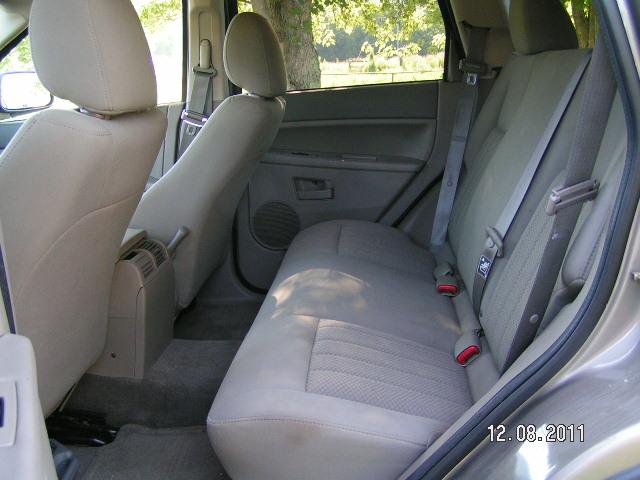 2006 Jeep Grand Cherokee Unknown