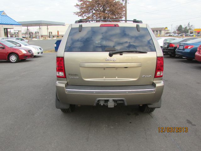 2006 Jeep Grand Cherokee Super
