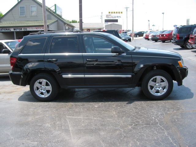 2006 Jeep Grand Cherokee Super
