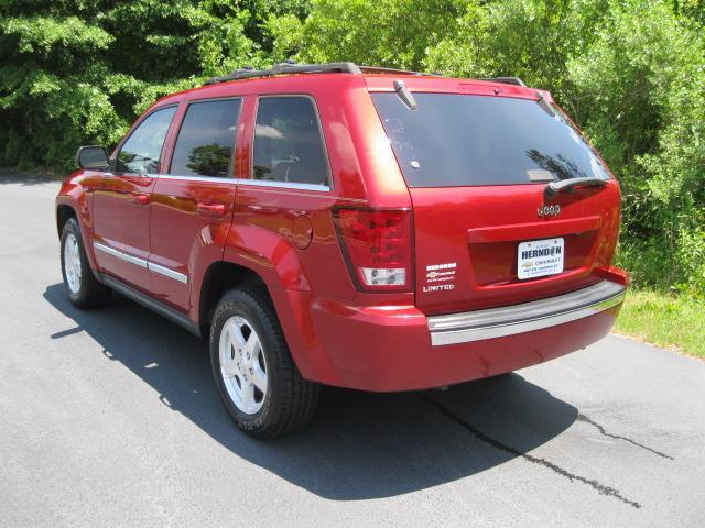 2006 Jeep Grand Cherokee SLT 25