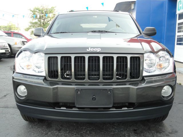 2006 Jeep Grand Cherokee ES ... Gas Saver 999 Down