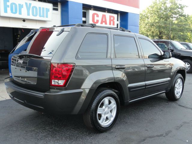 2006 Jeep Grand Cherokee ES ... Gas Saver 999 Down