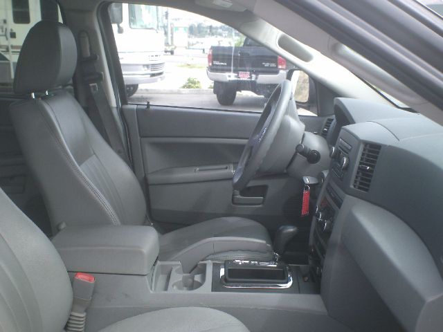 2007 Jeep Grand Cherokee Base W/nav.sys