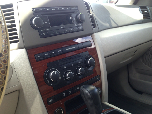 2007 Jeep Grand Cherokee Super