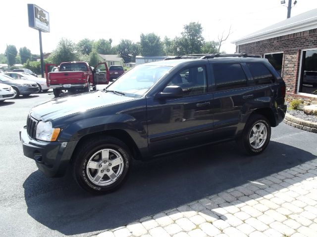 2007 Jeep Grand Cherokee Sedan 4dr