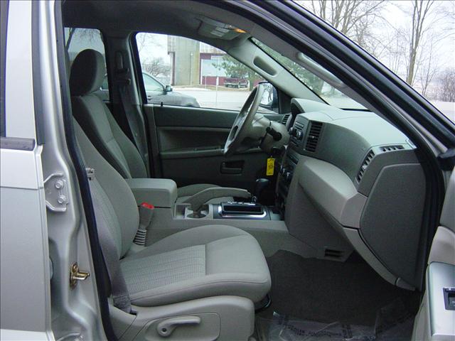 2007 Jeep Grand Cherokee LS