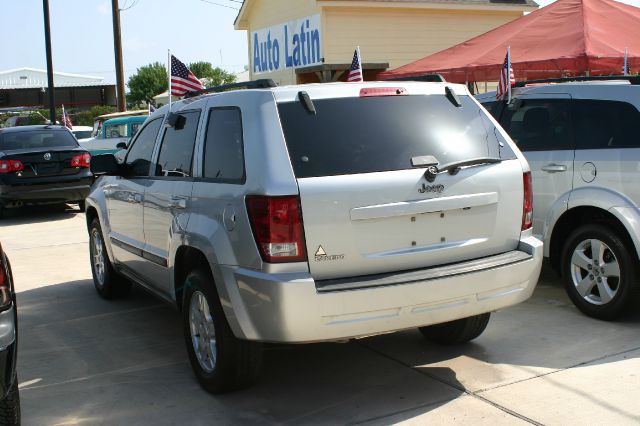 2007 Jeep Grand Cherokee Sedan 4dr