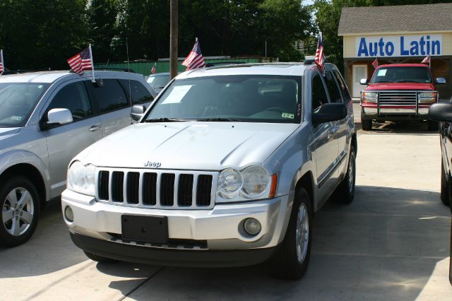 2007 Jeep Grand Cherokee Sedan 4dr