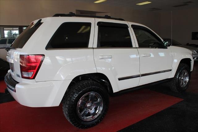2007 Jeep Grand Cherokee Navi