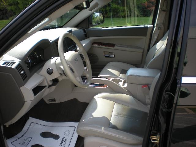 2007 Jeep Grand Cherokee Super