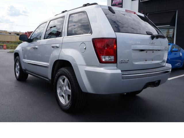 2007 Jeep Grand Cherokee SLT 25