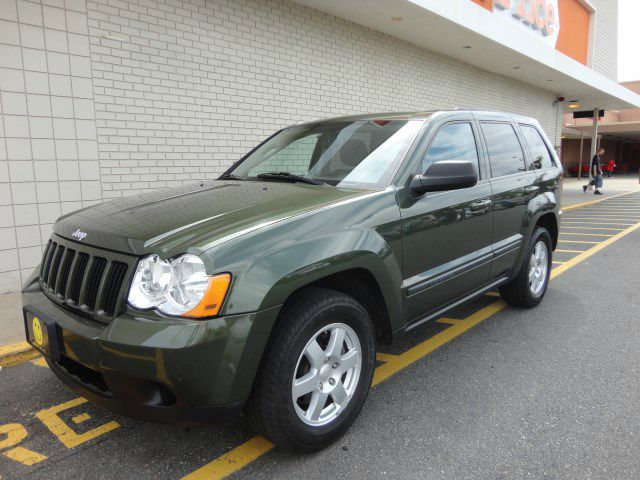 2008 Jeep Grand Cherokee Sport 2-owners