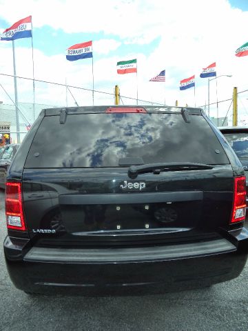 2008 Jeep Grand Cherokee Sedan 4dr