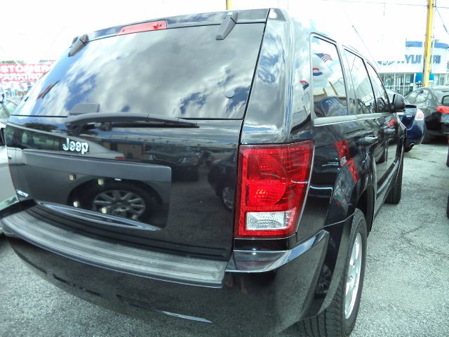 2008 Jeep Grand Cherokee Sedan 4dr