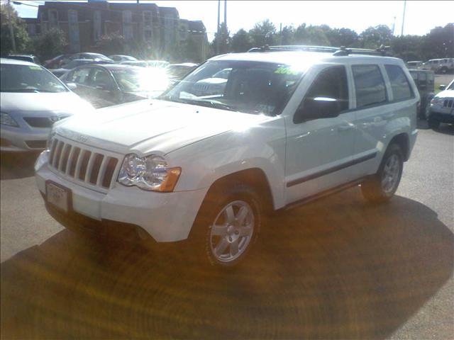 2008 Jeep Grand Cherokee 30TH Anniv Waldoch DVD Leather