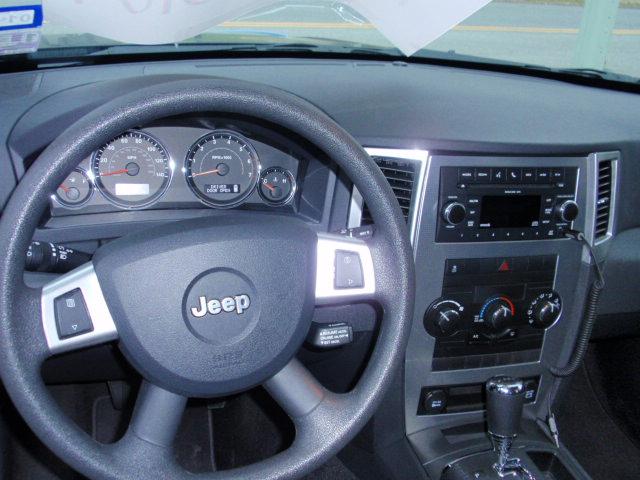 2010 Jeep Grand Cherokee LS