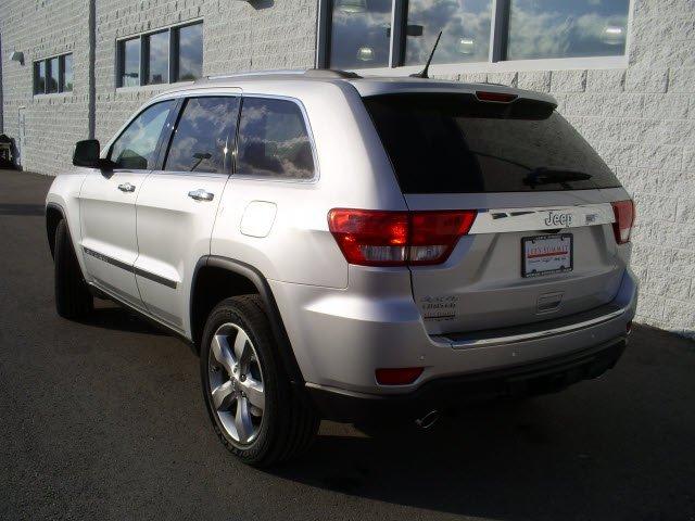 2011 Jeep Grand Cherokee SLT 25
