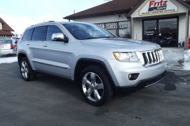 2011 Jeep Grand Cherokee 2.4i Sedan