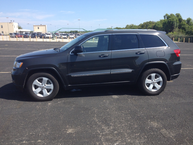 2011 Jeep Grand Cherokee Sedan 4dr