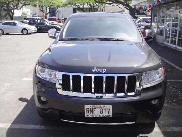 2011 Jeep Grand Cherokee 2004 Chevrolet Z06