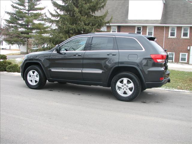 2011 Jeep Grand Cherokee LS