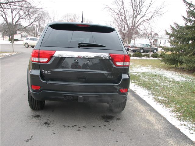 2011 Jeep Grand Cherokee LS