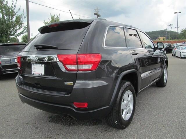 2011 Jeep Grand Cherokee LS