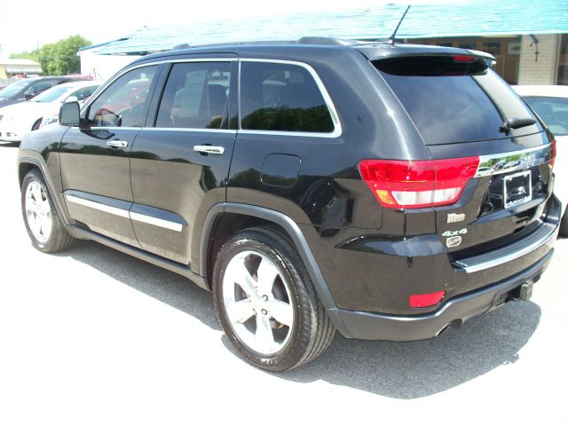 2011 Jeep Grand Cherokee 2.4i Sedan