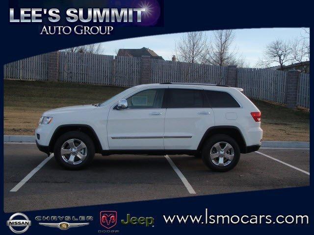 2011 Jeep Grand Cherokee SLT 25