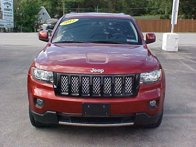 2012 Jeep Grand Cherokee CREW CAB RTL W/leather