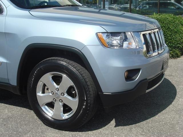 2012 Jeep Grand Cherokee SLT 25